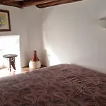 Della Pace, Classy & Charming - Renovated Apartament
