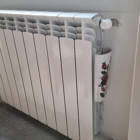 Della Pace, Classy & Charming - Renovated Apartment