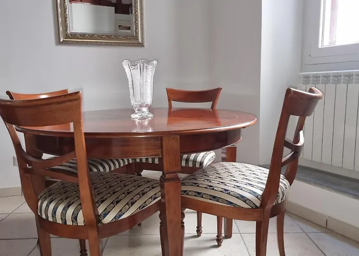 דירה Della Pace, Classy & Charming - Renovated רומא