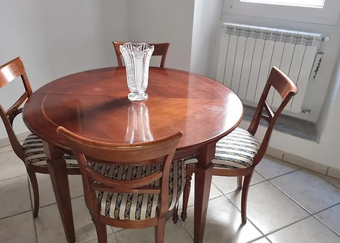 דירה Della Pace, Classy & Charming - Renovated *