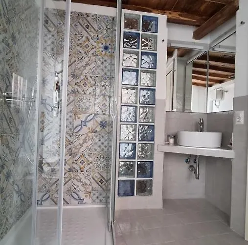 Della Pace, Classy & Charming - Renovated Apartment Rom