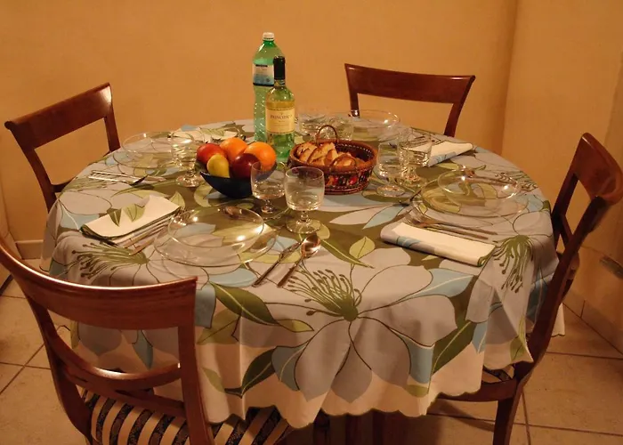 Della Pace, Classy & Charming - Renovated Apartment Rom