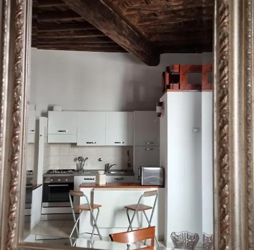 Della Pace, Classy & Charming - Renovated *