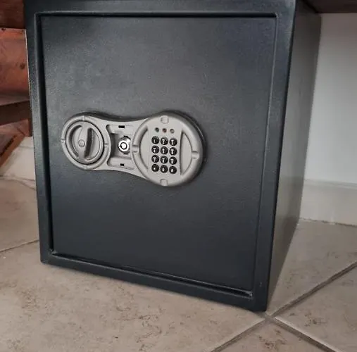 Della Pace, Classy & Charming - Renovated アパート