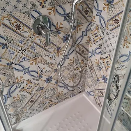 Della Pace, Classy & Charming - Renovated Rom