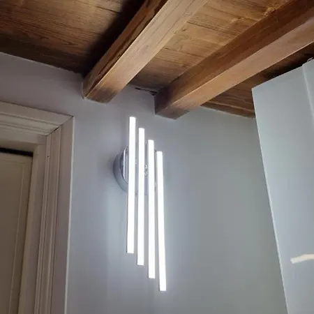 Della Pace, Classy & Charming - Renovated